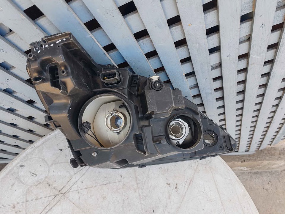 Óptico izquierdo Peugeot 308 2015 - 2017 - Imagen 9