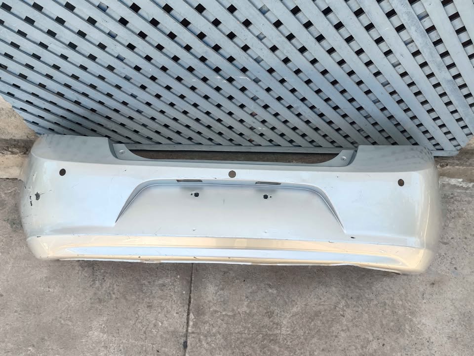 Parachoque trasero Chevrolet Sail 2011 - 2016