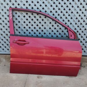 Puerta delantera derecha Mitsubishi Lancer GLX 2005 - 2011