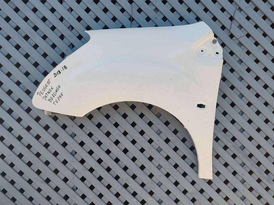 Tapabarro izquierdo Peugeot Partner, Berlingo 2013 - 2018