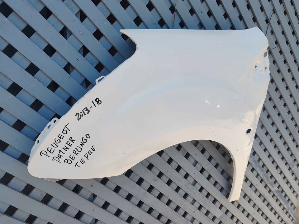 Tapabarro izquierdo Peugeot Partner, Berlingo 2013 - 2018 - Imagen 3