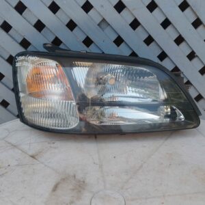 Óptico derecho Subaru Legacy 2000 - 2002