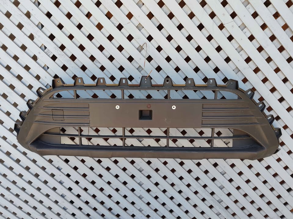 Rejilla de parachoque Mahindra XUV 300 2023 - 2024 - Imagen 4