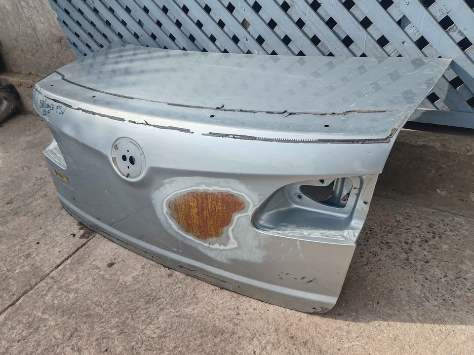 Tapa maleta Brilliance FSV 2011 - 2013 - Imagen 4