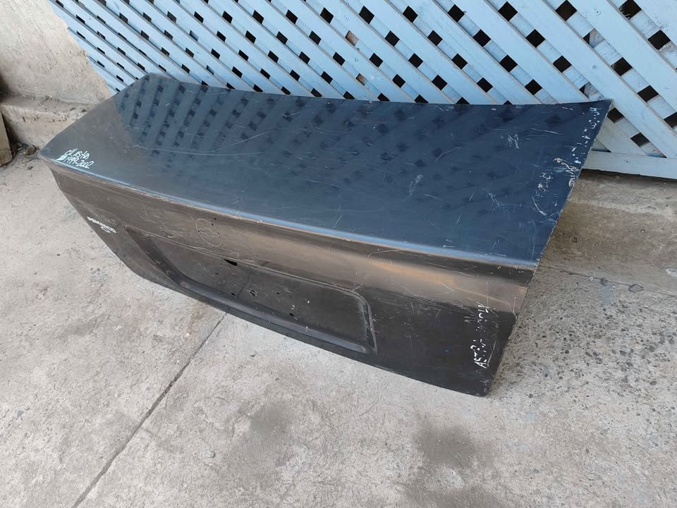 Tapa maleta Chevrolet Astra 1999 - 2002 - Imagen 4