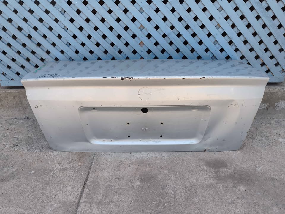 Tapa maleta Chevrolet Astra 1999 - 2003