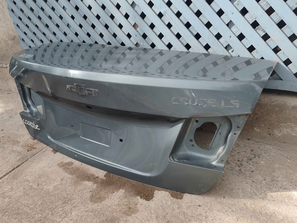 Tapa maleta Chevrolet Cruze 2011- 2015 - Imagen 5