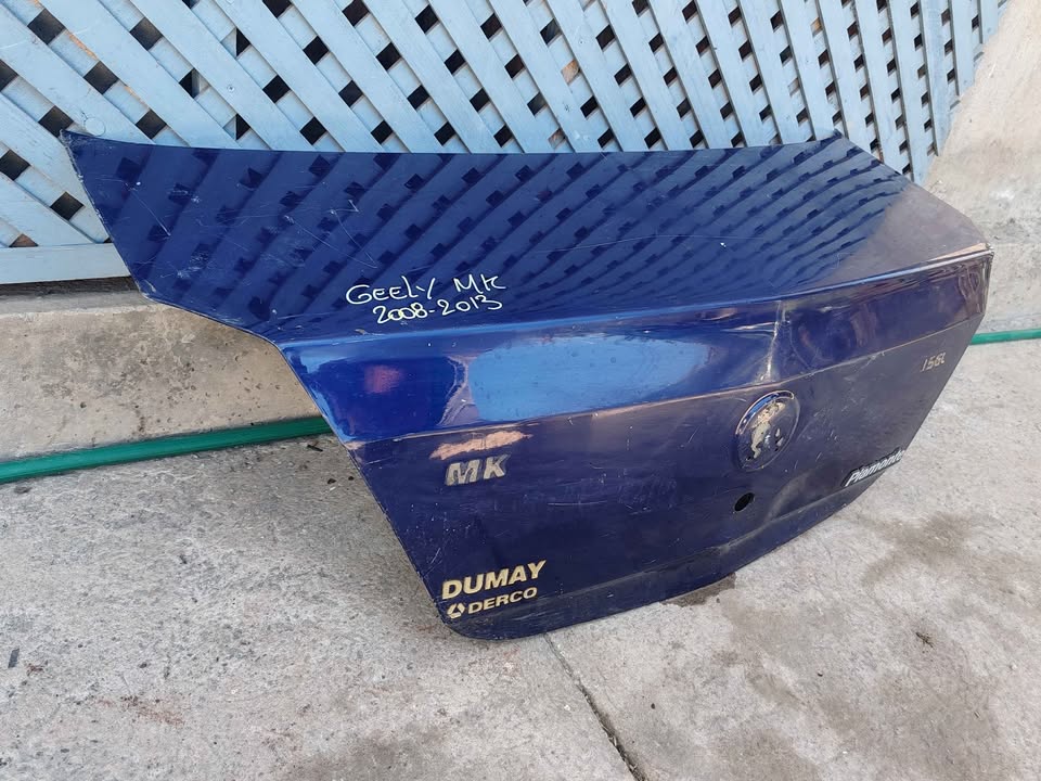 Tapa maleta Geely MK 2007 - 2013 - Imagen 3