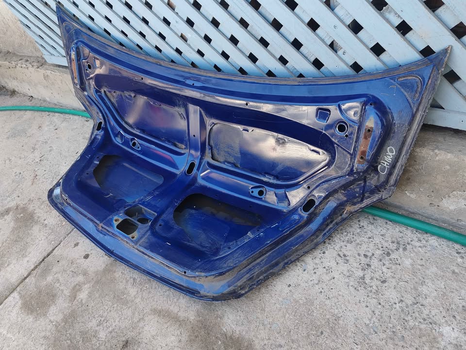 Tapa maleta Geely MK 2007 - 2013 - Imagen 8