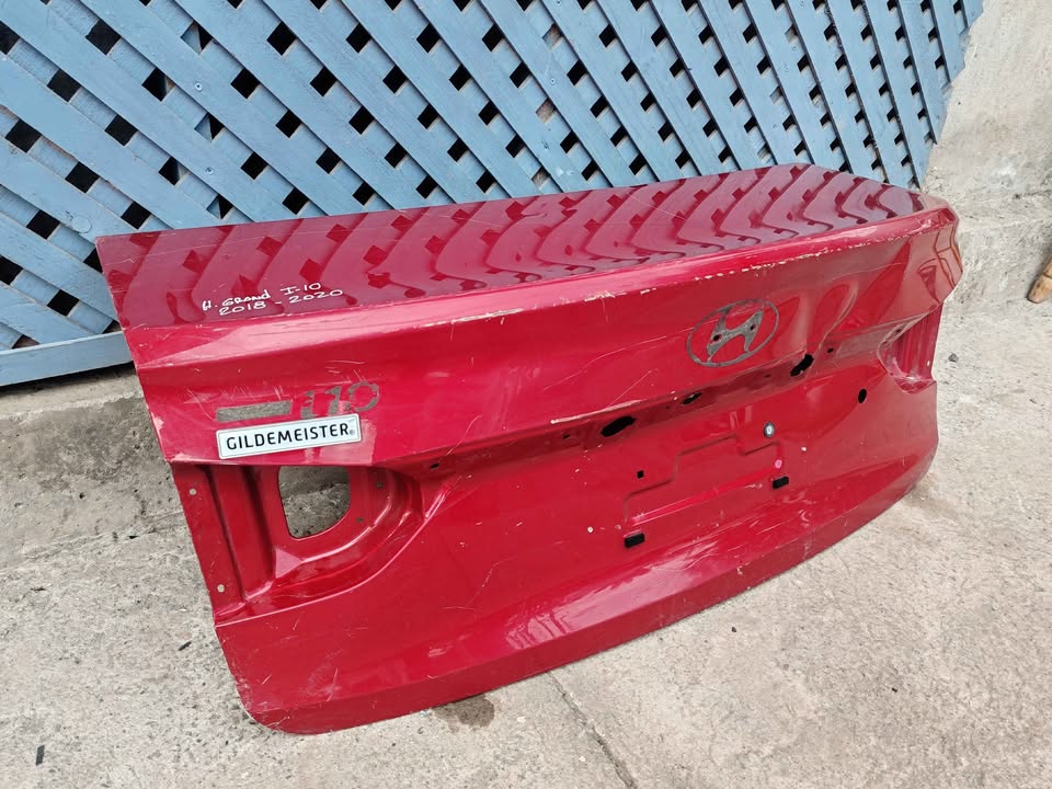 Tapa maleta Hyundai Grand i10 sedan 2018 - 2020 - Imagen 3