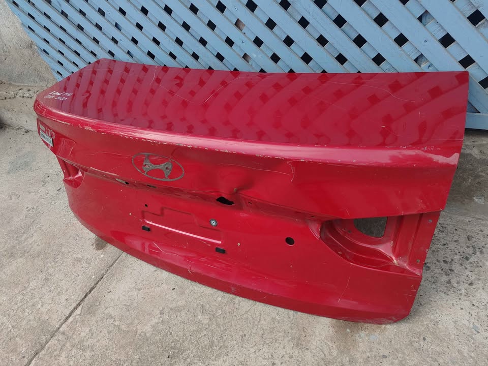 Tapa maleta Hyundai Grand i10 sedan 2018 - 2020 - Imagen 4