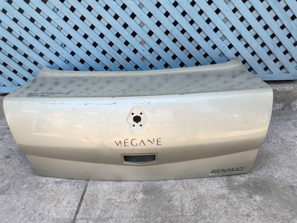 Tapa maleta Renault Megane 2 2007 - 2010 - Imagen 5