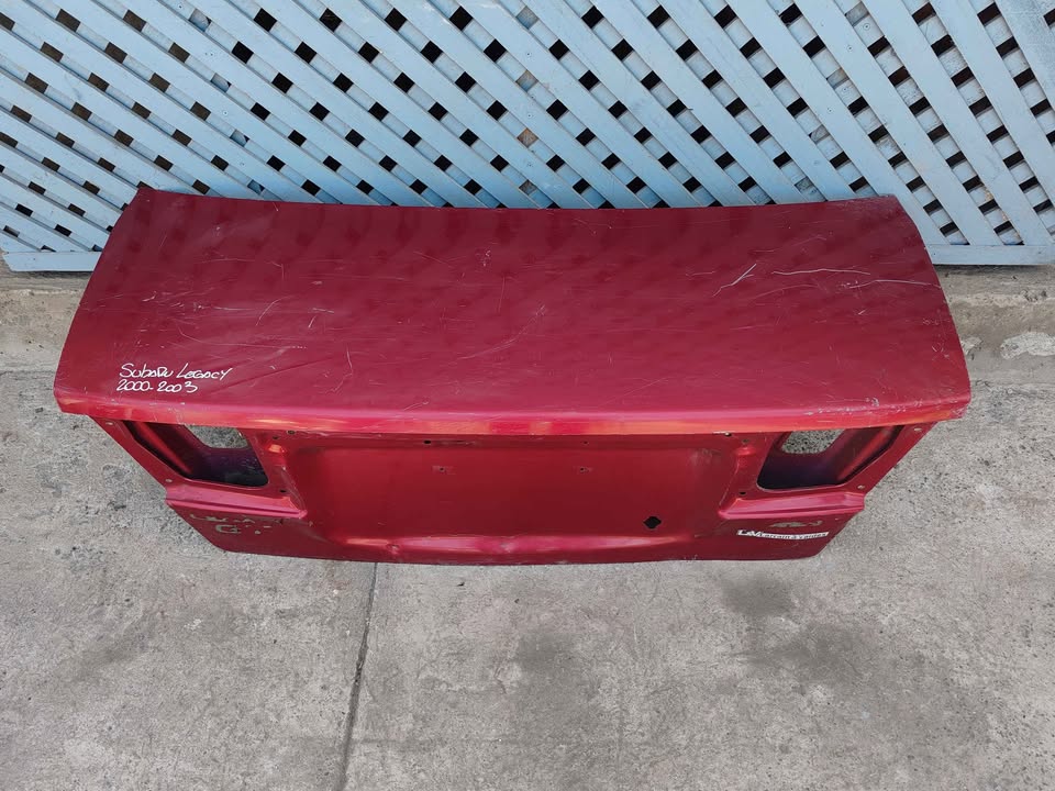 Tapa maleta Subaru Legacy 2000 - 2003 - Imagen 2
