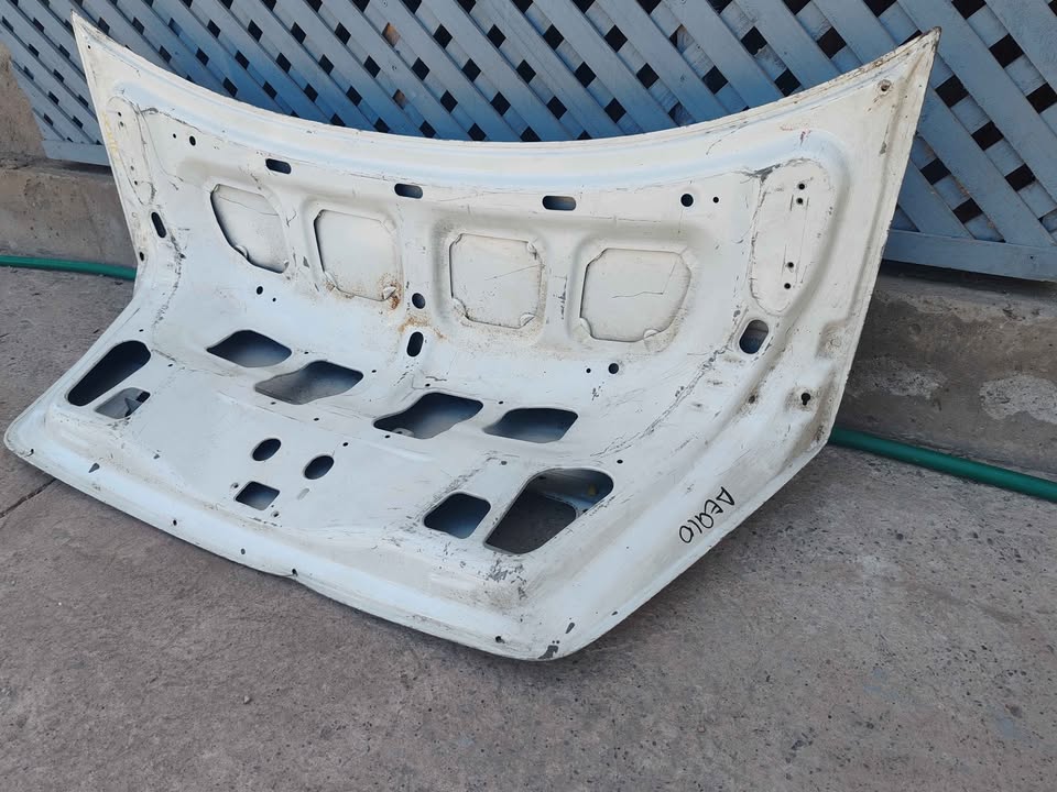 Tapa maleta Suzuki Aerio 2003 - 2008 - Imagen 6