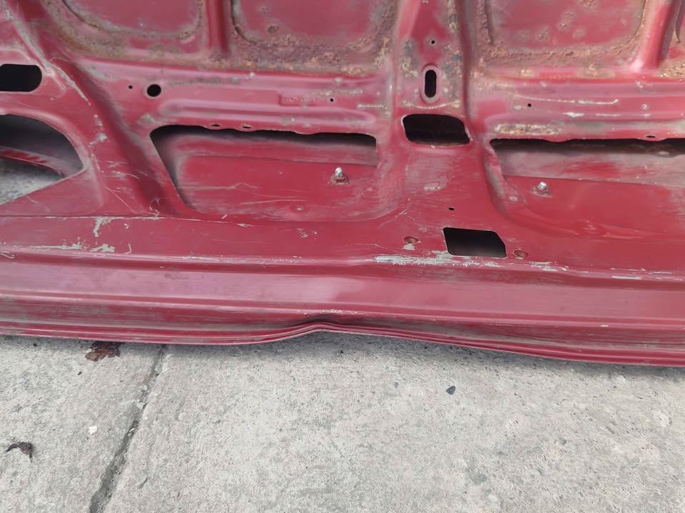 Tapa maleta Toyota Corolla 1998 - 2001 - Imagen 8