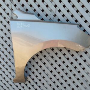 Tapabarro derecho Kia Rio 2018 - 2022