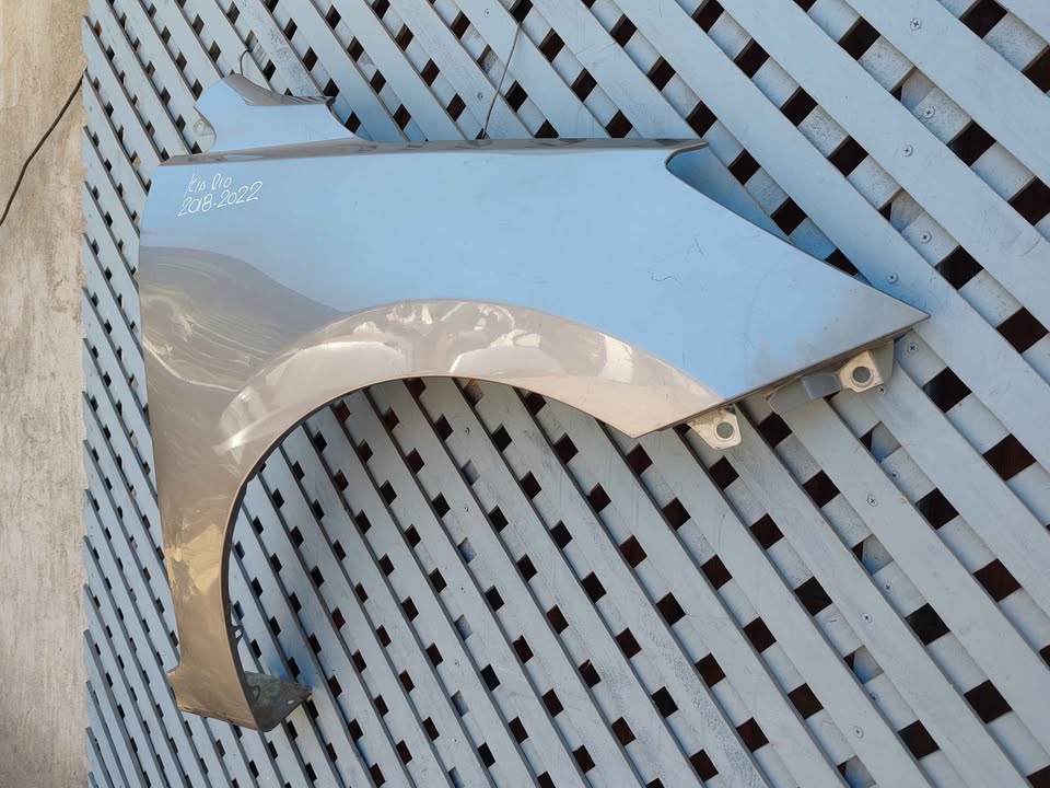 Tapabarro derecho Kia Rio 2018 - 2022 - Imagen 3