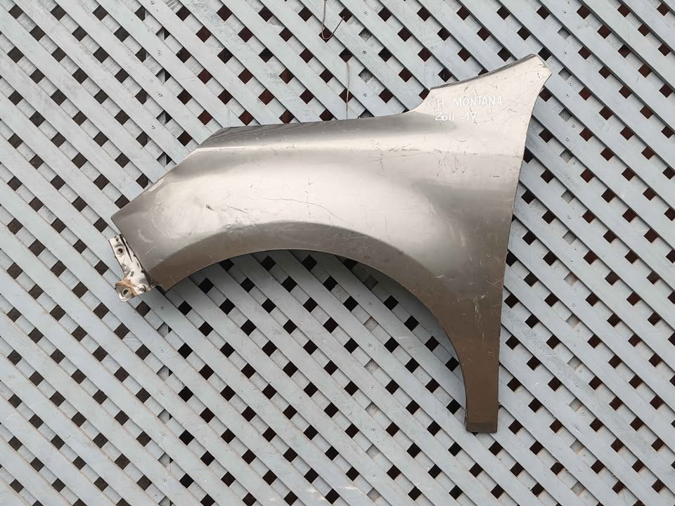 Tapabarro izquierdo Chevrolet Montana 2011 - 2017