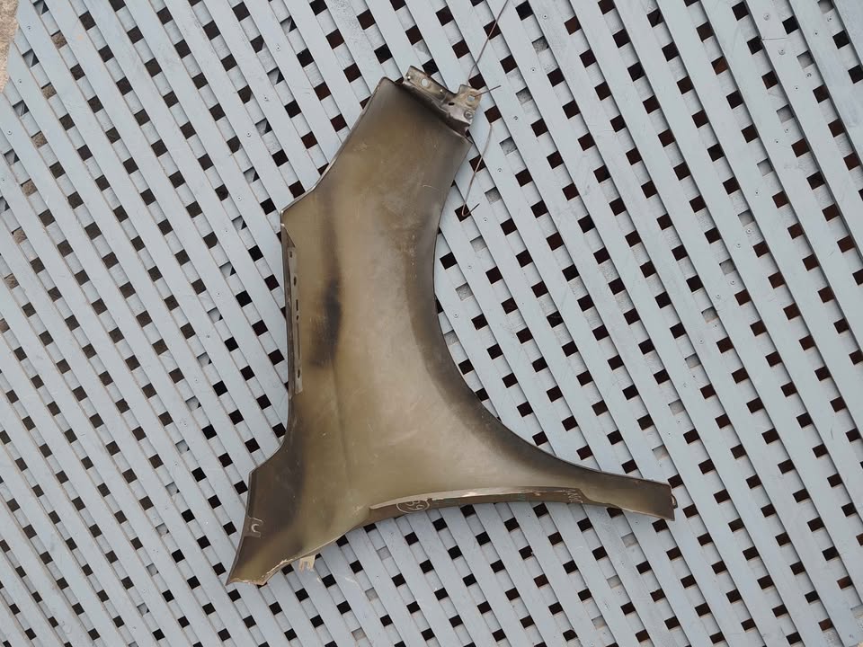 Tapabarro izquierdo Chevrolet Montana 2011 - 2017 - Imagen 7