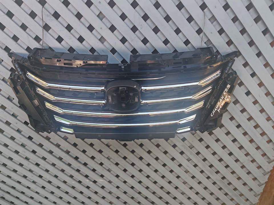 Máscara Changan CS15 2020 - 2023