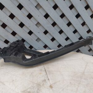 Mensula izquierda bajo óptico Honda HR-V 2019 - 2021