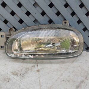 Óptico izquierdo Mazda 121 1990 - 1995