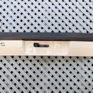 Parachoque trasero Volkswagen Saveiro 2012 - 2026