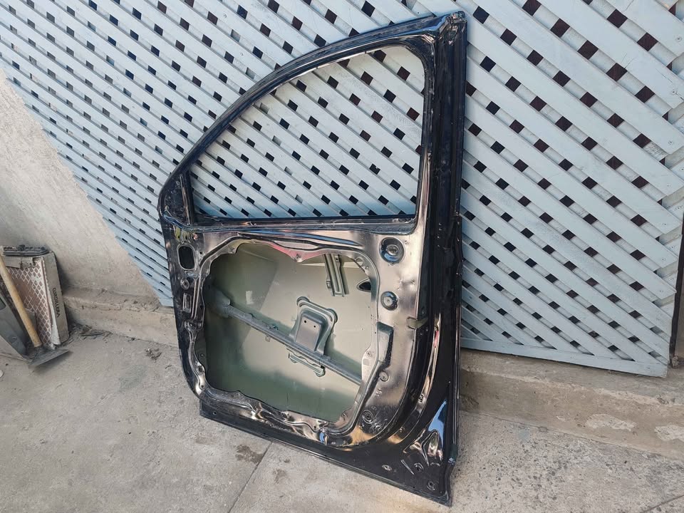 Puerta delantera derecha Hyundai Tucson 2022 - 2025 - Imagen 9