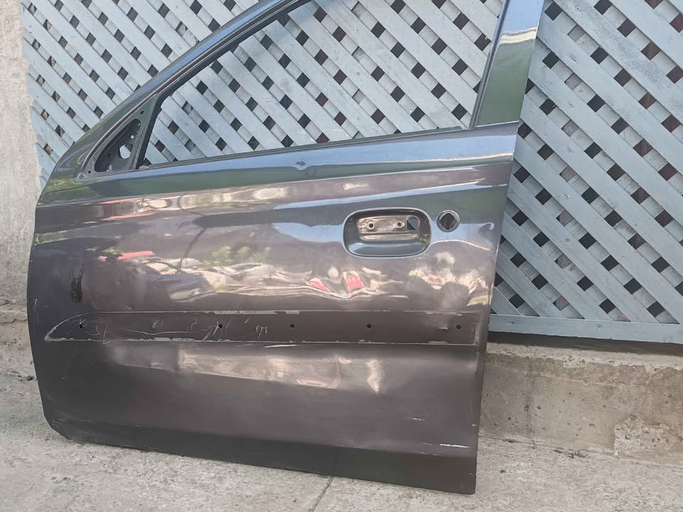 Puerta delantera izquierda Suzuki Alto k10 2014 - 2019 - Imagen 4