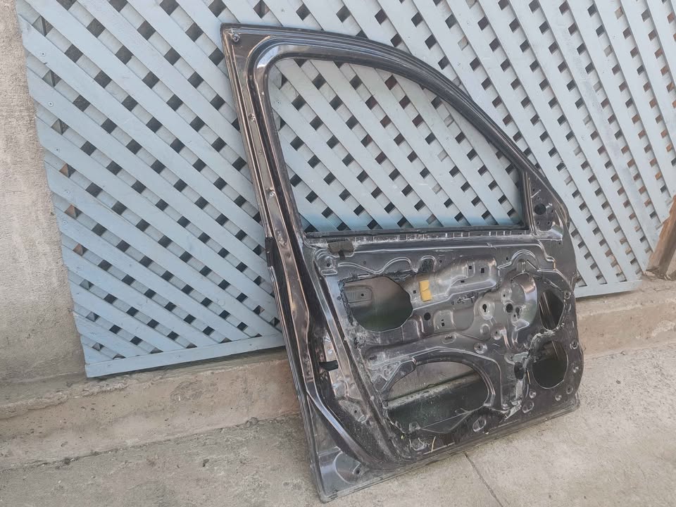 Puerta delantera izquierda Suzuki Alto k10 2014 - 2019 - Imagen 6