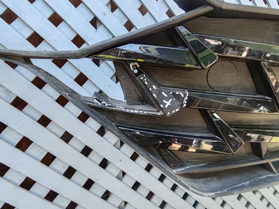 Rejilla de parachoque Hyundai Accent 2024 - 2026 - Imagen 2