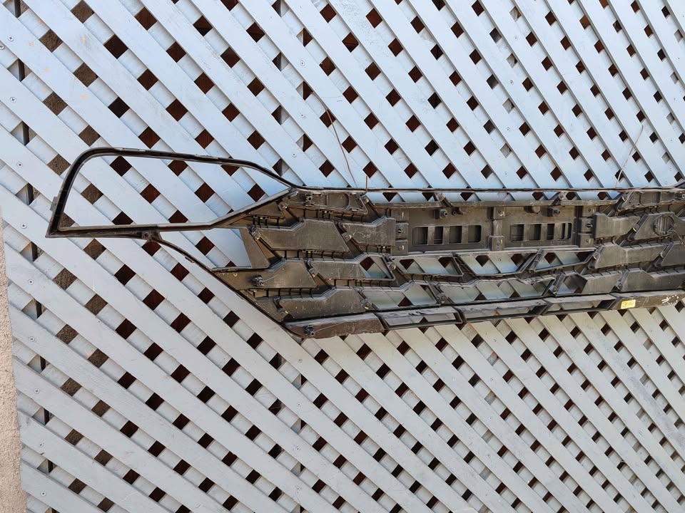 Rejilla de parachoque Hyundai Accent 2024 - 2026 - Imagen 6