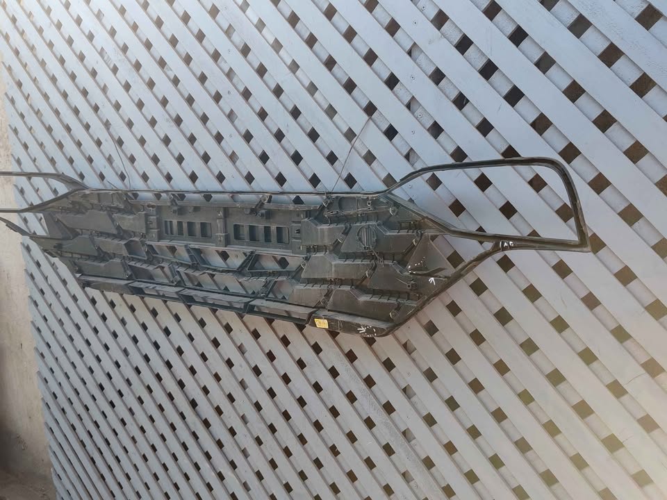 Rejilla de parachoque Hyundai Accent 2024 - 2026 - Imagen 7