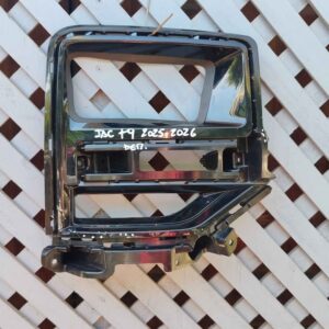 Tapa de neblinero derecho JAC T9 2025 - 2026