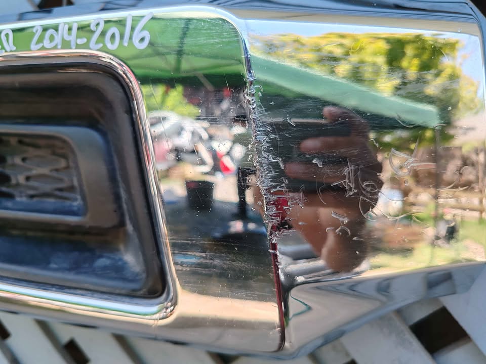 Tapa de neblinero derecho Toyota 4runner 2014 - 2016 - Imagen 4