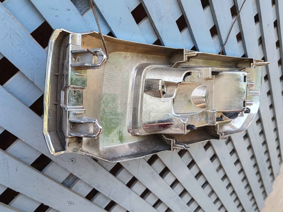 Tapa de neblinero derecho Toyota 4runner 2014 - 2016 - Imagen 8