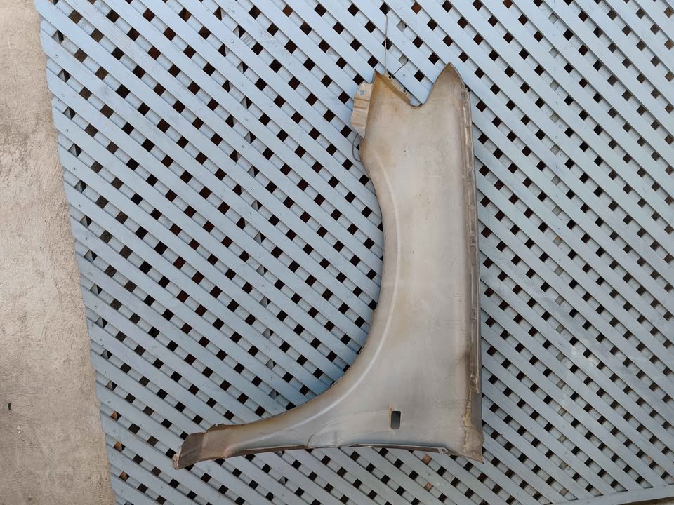 Tapabarro derecho Chevrolet Luv 1998 - 2004 - Imagen 8