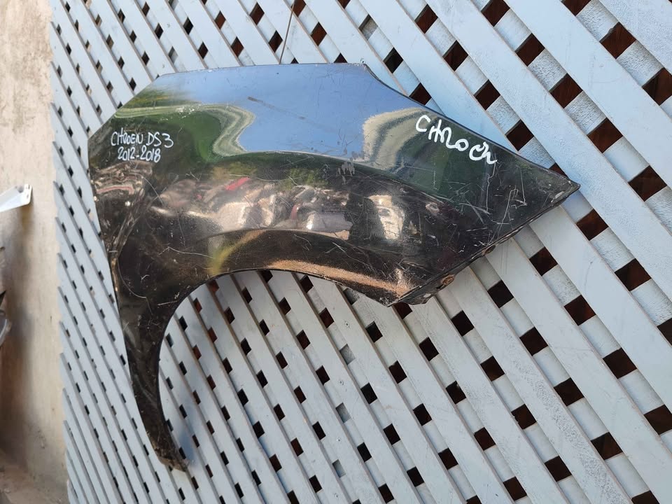 Tapabarro derecho Citroen DS3 2012 - 2018 - Imagen 2