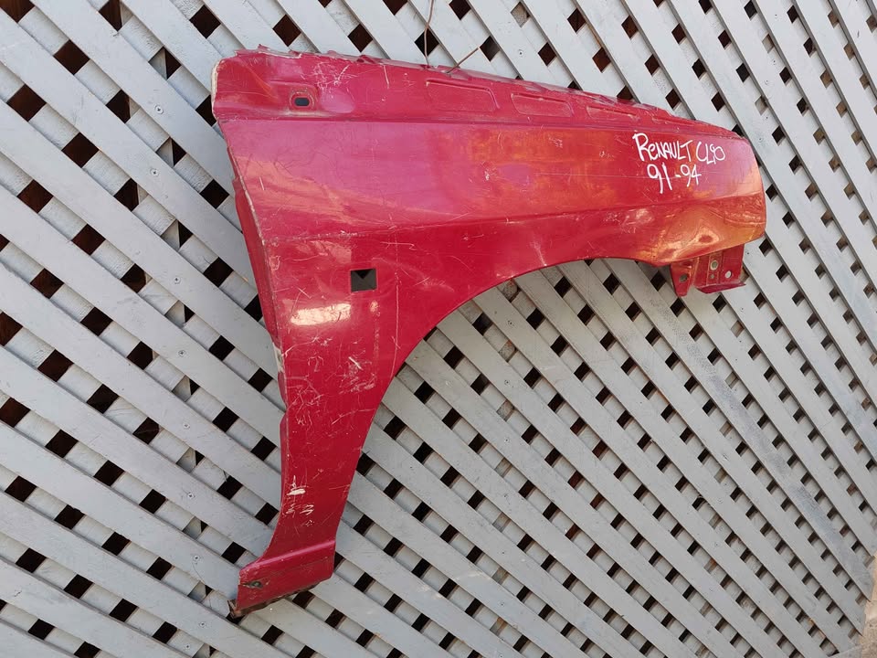 Tapabarro derecho Renault Clio 1991 - 1994 - Imagen 3