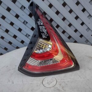 Foco trasero de portalón izquierdo Nissan Murano 2016 - 2022