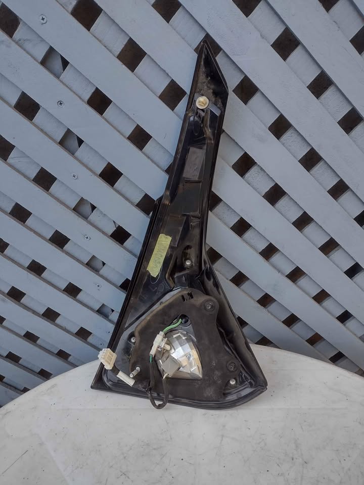 Foco trasero de portalón izquierdo Nissan Murano 2016 - 2022 - Imagen 6