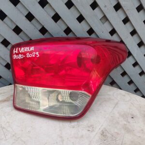 Foco trasero derecho Hyundai Verna 2020 - 2023