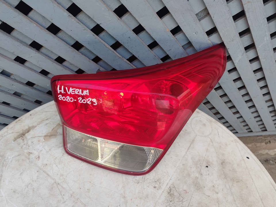Foco trasero derecho Hyundai Verna 2020 - 2023 - Imagen 2
