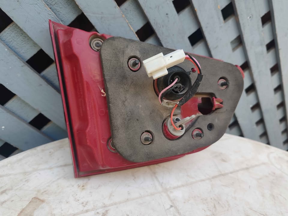 Foco trasero derecho de portalón Kia Sorento 2015 - 2018 - Imagen 7