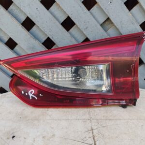 Foco trasero derecho de portalón Mazda 3 2015 - 2019