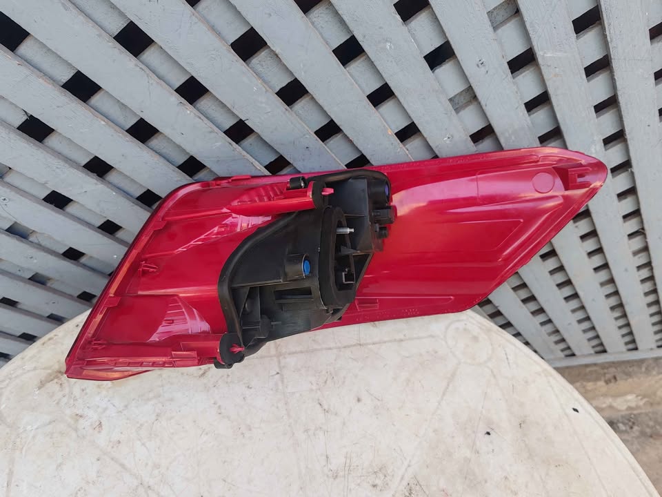 Foco trasero izquierdo Peugeot 301 2013 - 2017 - Imagen 6