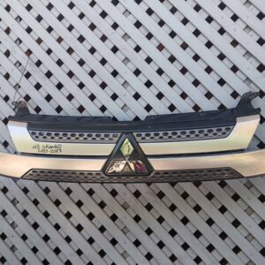 Máscara Mitsubishi Outlander 2020 - 2023