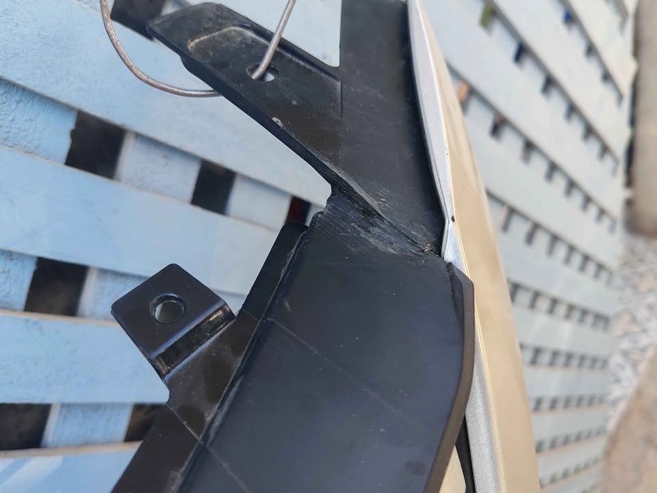 Máscara Toyota Fortuner 2016 - 2021 - Imagen 6