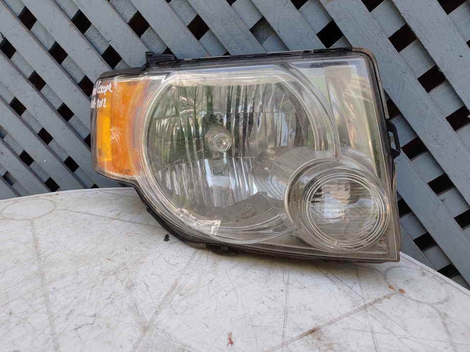 Óptico derecho Ford Escape 2008 - 2012