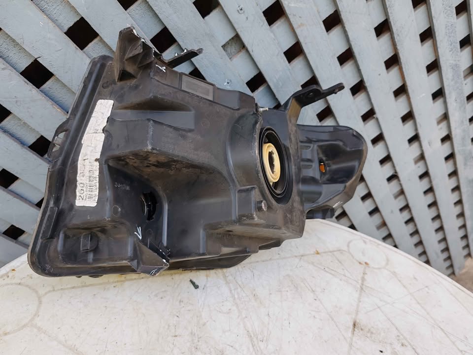 Óptico derecho Ford Escape 2008 - 2012 - Imagen 5